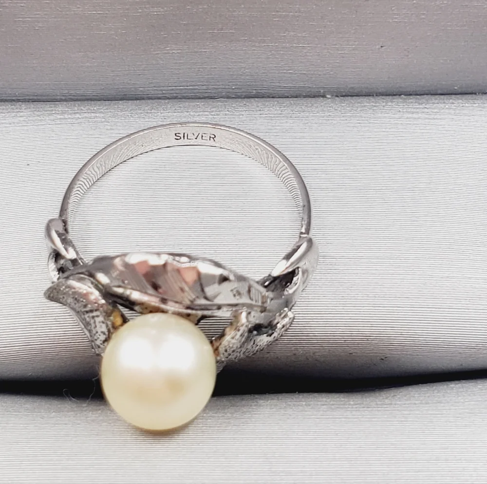 Pearl Ring 925 Sterling Silver Ring Moon Ring Vintage Ring Diamond Cut Ring